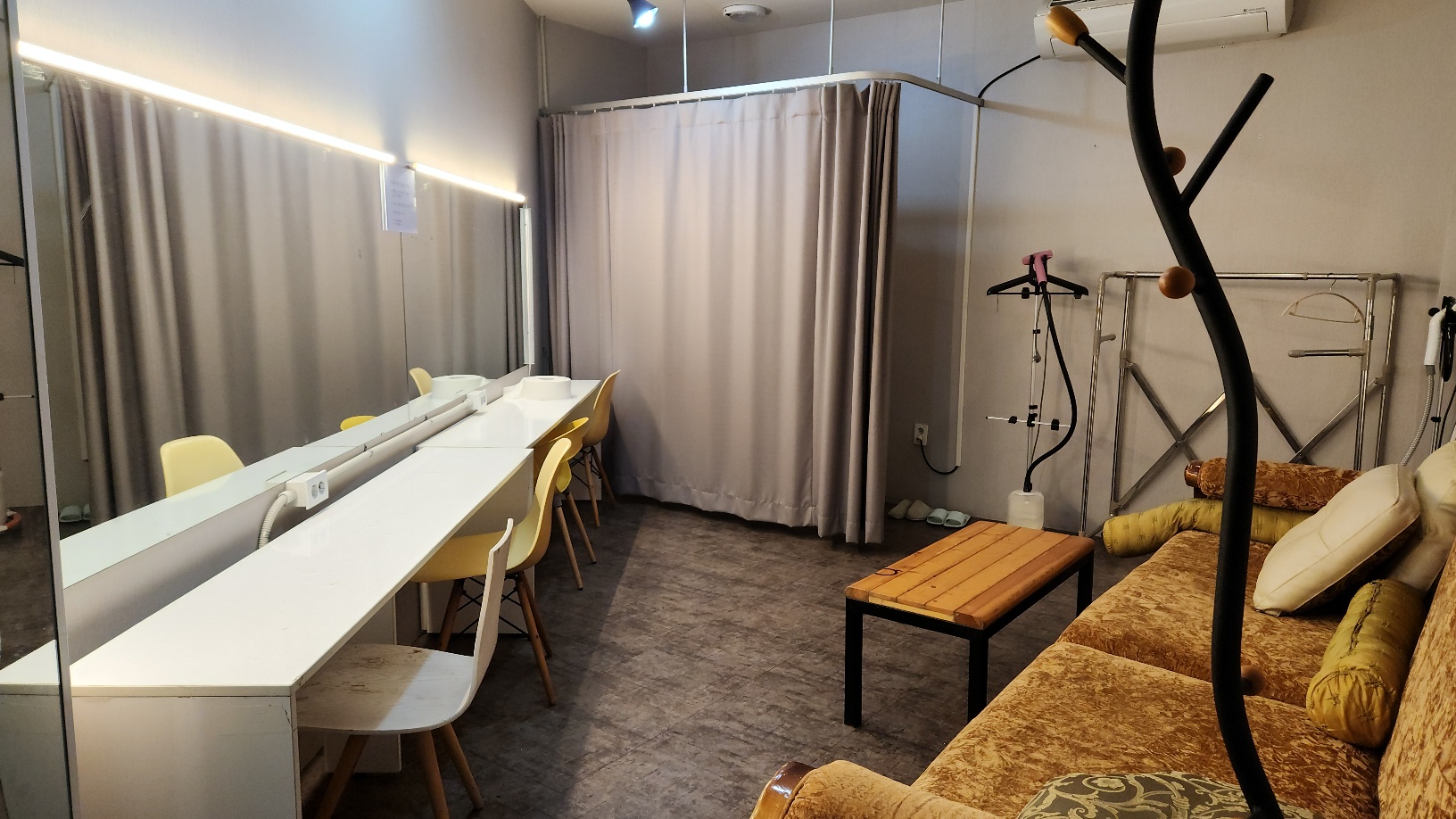 UNIQUEMAIN 대형LED/컨셉 렌탈스튜디오